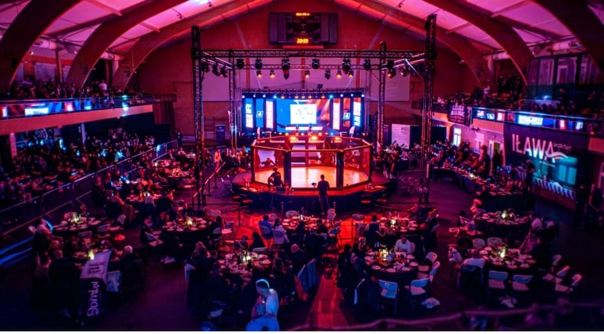 Ilustracja materiału: MMA. Hala wypełniona po brzegi i ciekawe walki. Iława chce więcej takich gal! [ZDJĘCIA, WIDEO]