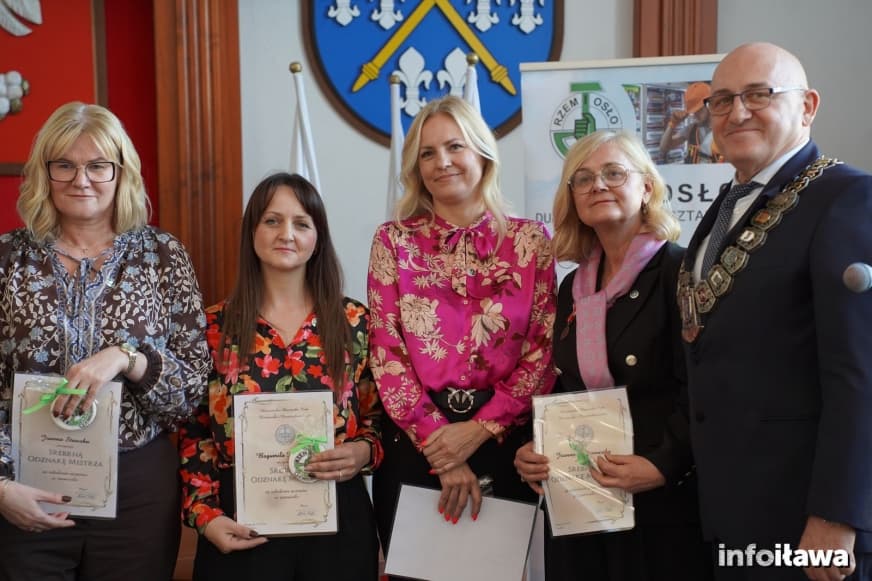 Ilustracja materiału: Dzień Nauczyciela, Seniora i odznaki mistrzów dla znanych rzemieślników i przedsiębiorców. Poznaj uhonorowanych i zobacz zdjęcia
